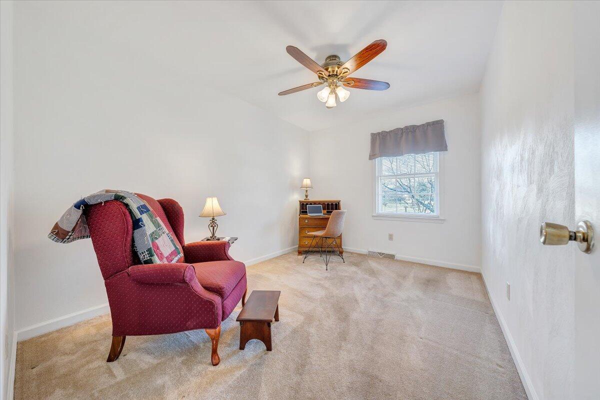 1440 West Ruritan Road Roanoke, VA 24012 - Photo 18 of 40 17-MIB03977