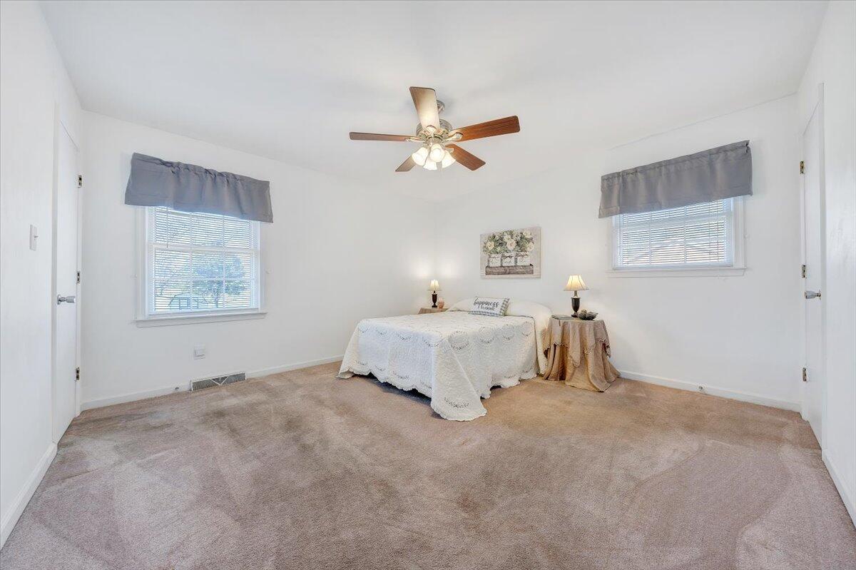 1440 West Ruritan Road Roanoke, VA 24012 - Photo 19 of 40 18-MIB03980