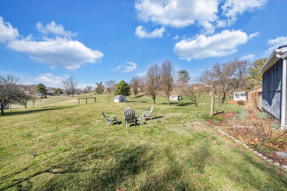 1440 West Ruritan Road Roanoke, VA 24012 - Photo 32 of 40 32-MIB04022