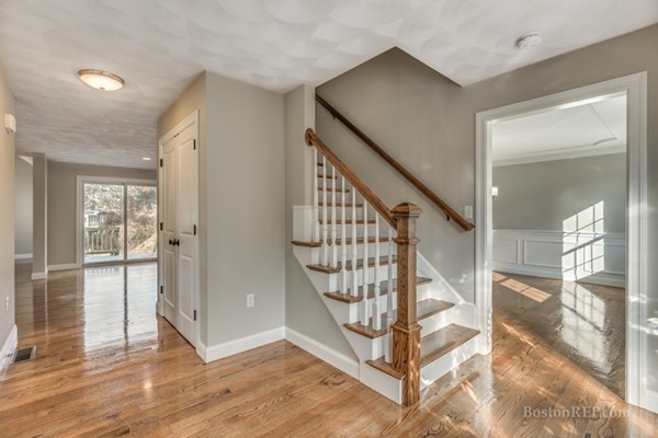 20 McGrane Road Wilmington, MA 01887 - Photo 3 of 20