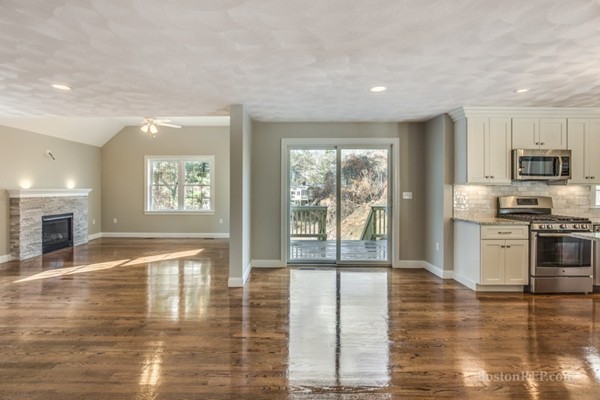 20 McGrane Road Wilmington, MA 01887 - Photo 8 of 20