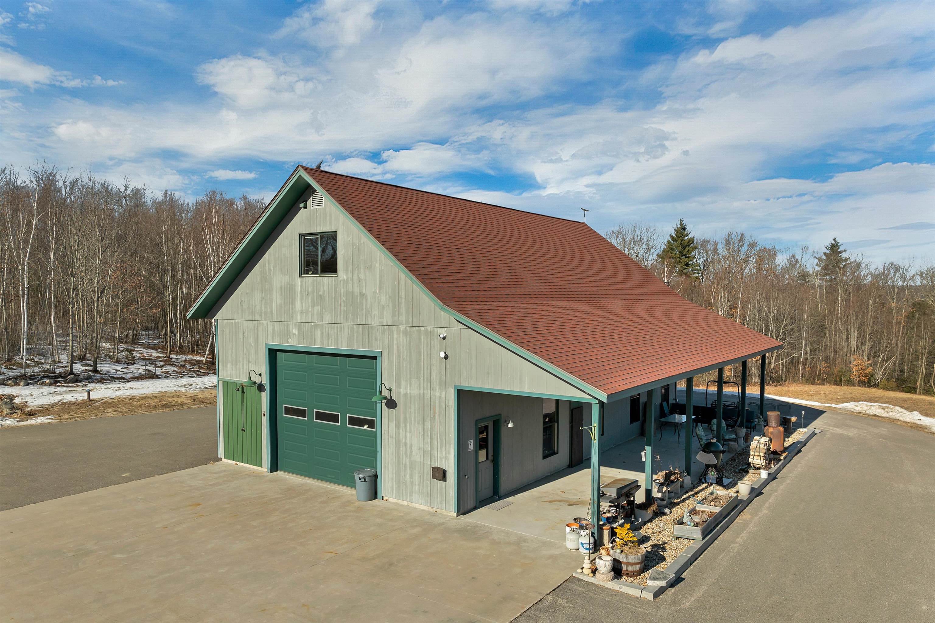 34 Stable Road Milford, NH 03055 - Photo 2 of 56