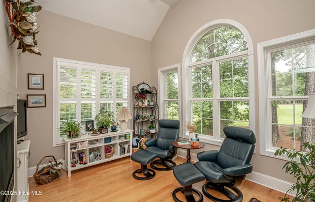 $1,199,900 | 537 Gladstone Circle Southwest, Ocean Isle Beach, NC 28469