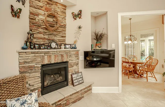 $1,199,900 | 537 Gladstone Circle Southwest, Ocean Isle Beach, NC 28469