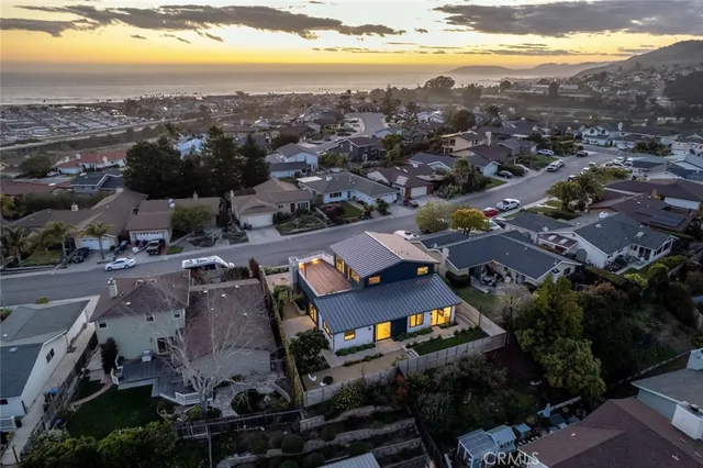 $2,475,000 | 170 Surf Street, Pismo Beach, CA 93449