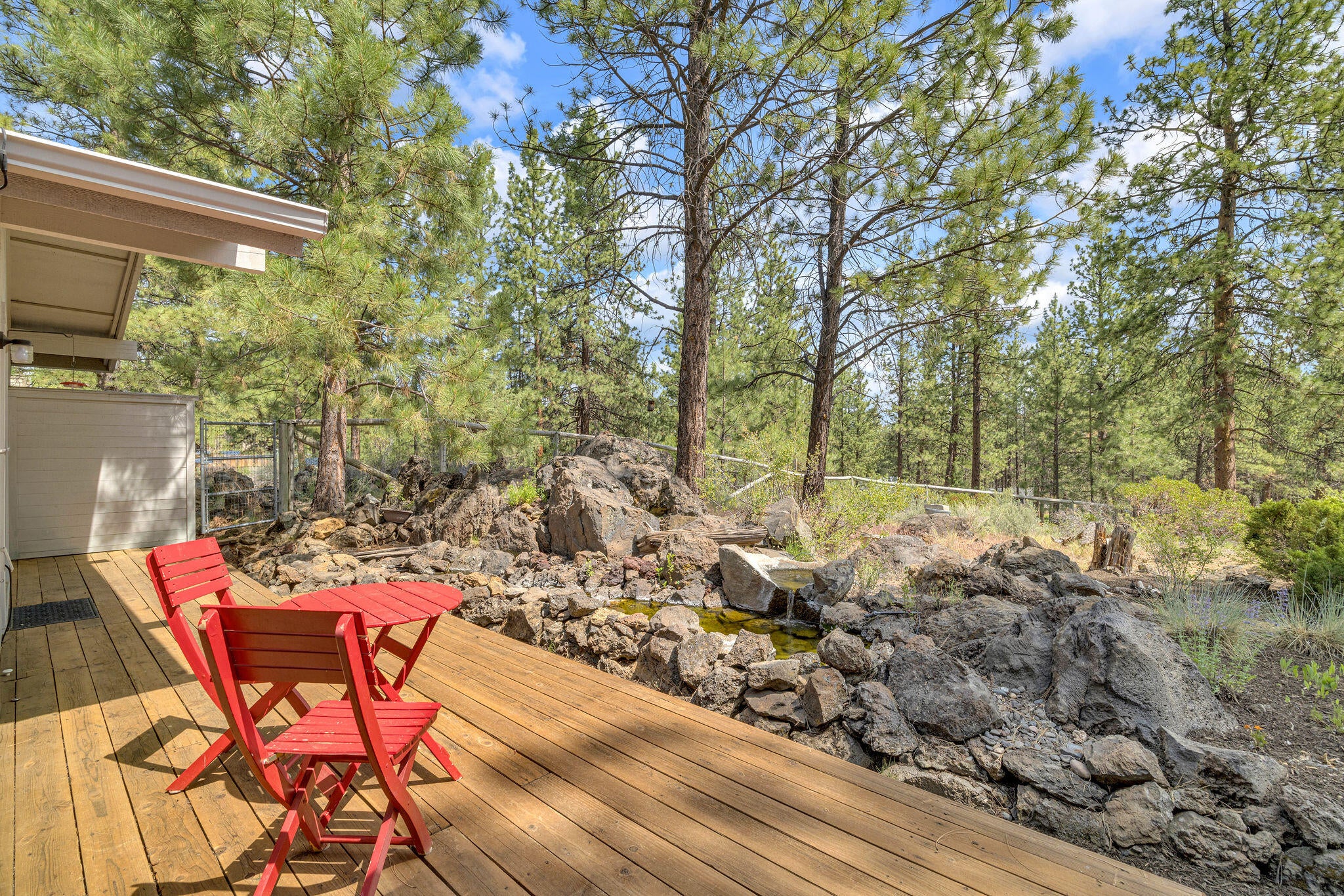 60142 West Ridgeview Drive Bend, OR 97702 - Photo 37 of 49 Back Deck