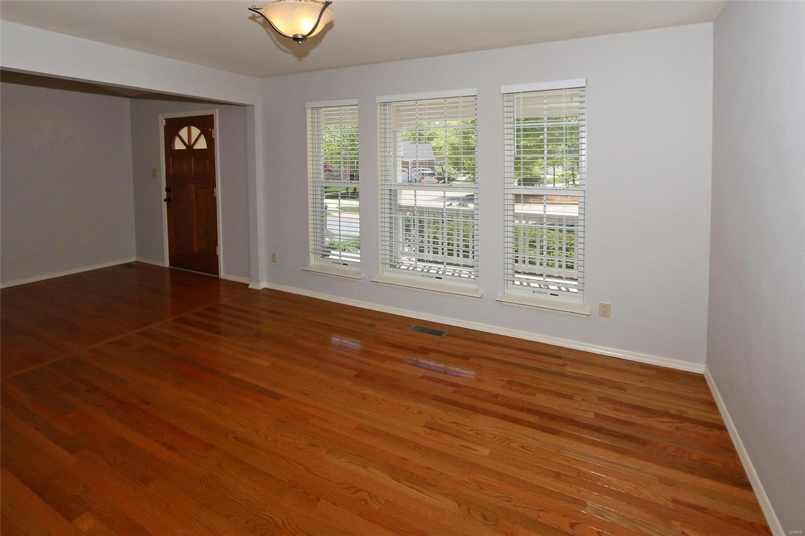 15599 Hitchcock Road Chesterfield, MO 63017 - Photo 8 of 49 Gallery Image 8