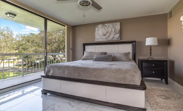$2,750 | 6217 Balboa Circle, Unit 306, Boca Raton, FL 33433