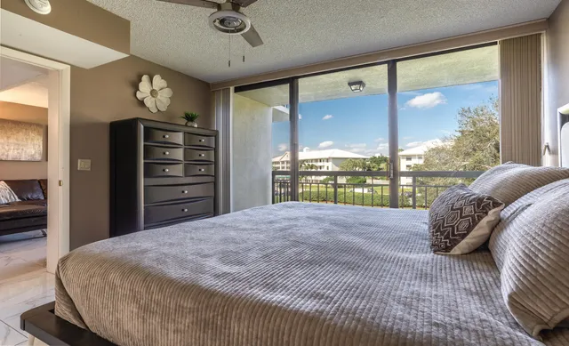 $2,750 | 6217 Balboa Circle, Unit 306, Boca Raton, FL 33433
