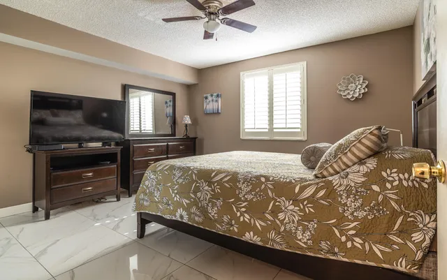 $2,750 | 6217 Balboa Circle, Unit 306, Boca Raton, FL 33433