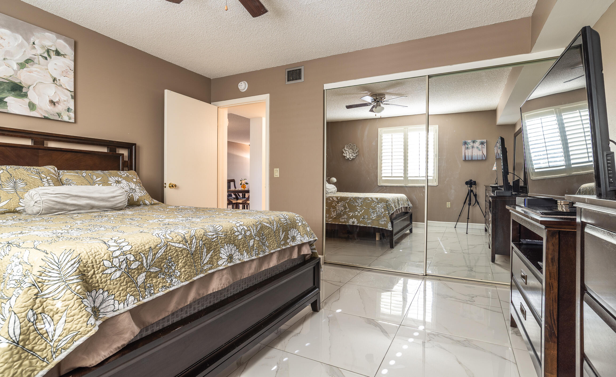 6217 Balboa Circle, Unit 306 Boca Raton, FL 33433 - Photo 21 of 32 24-untitled-DSC_9333-MLS