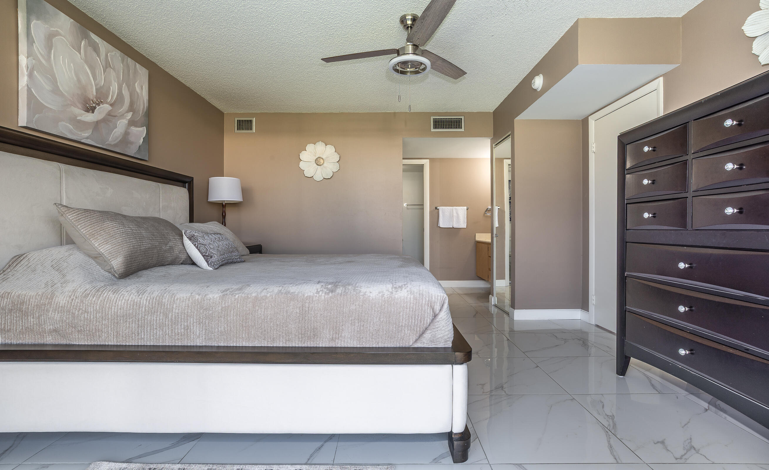 6217 Balboa Circle, Unit 306 Boca Raton, FL 33433 - Photo 10 of 32 12-untitled-DSC_9366-MLS