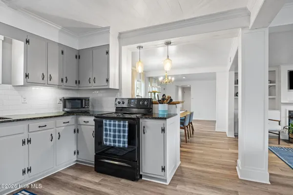 $485,000 | 1309 Live Oak Street, Beaufort, NC 28516
