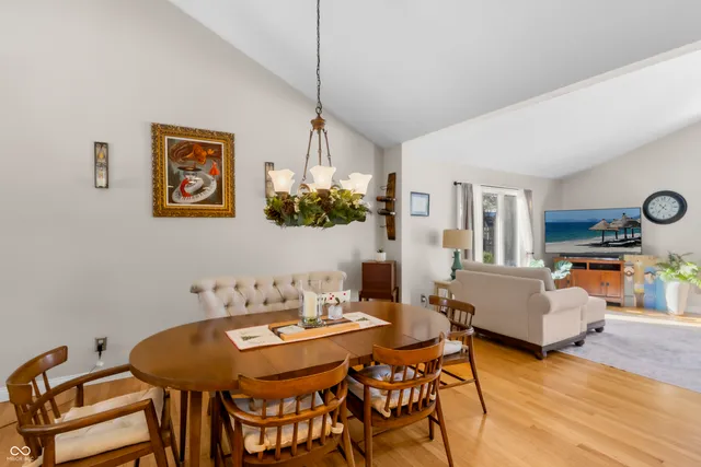 $445,000 | 3710 Oriole Drive, Columbus, IN 47203