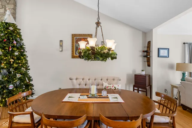 $445,000 | 3710 Oriole Drive, Columbus, IN 47203