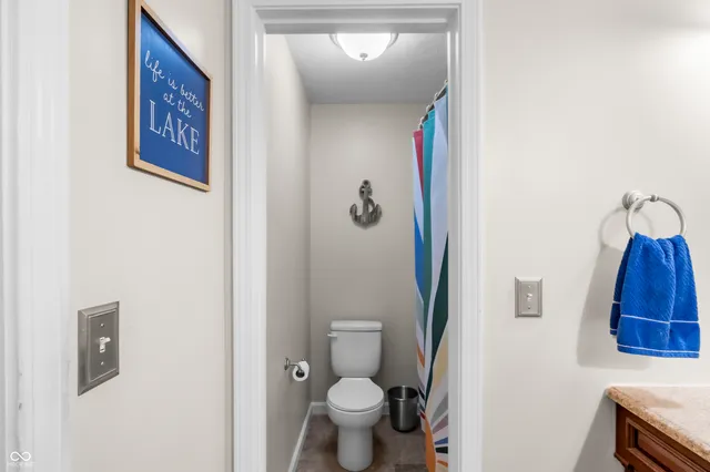 $445,000 | 3710 Oriole Drive, Columbus, IN 47203