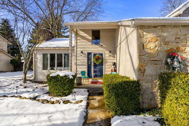 $445,000 | 3710 Oriole Drive, Columbus, IN 47203