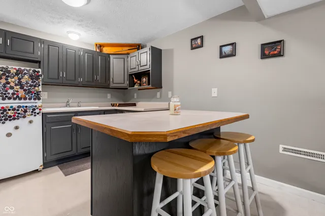 $445,000 | 3710 Oriole Drive, Columbus, IN 47203