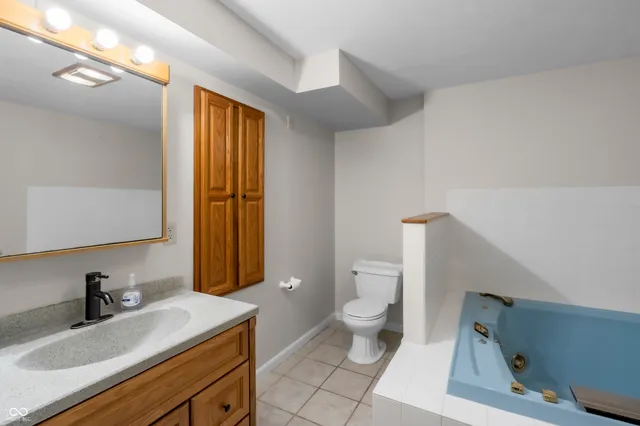 $445,000 | 3710 Oriole Drive, Columbus, IN 47203