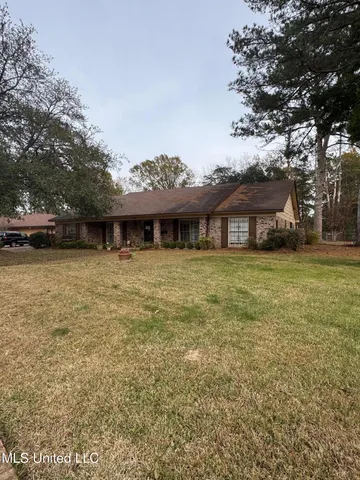 $90,000 | 980 Royal Oak Drive, Jackson, MS 39209