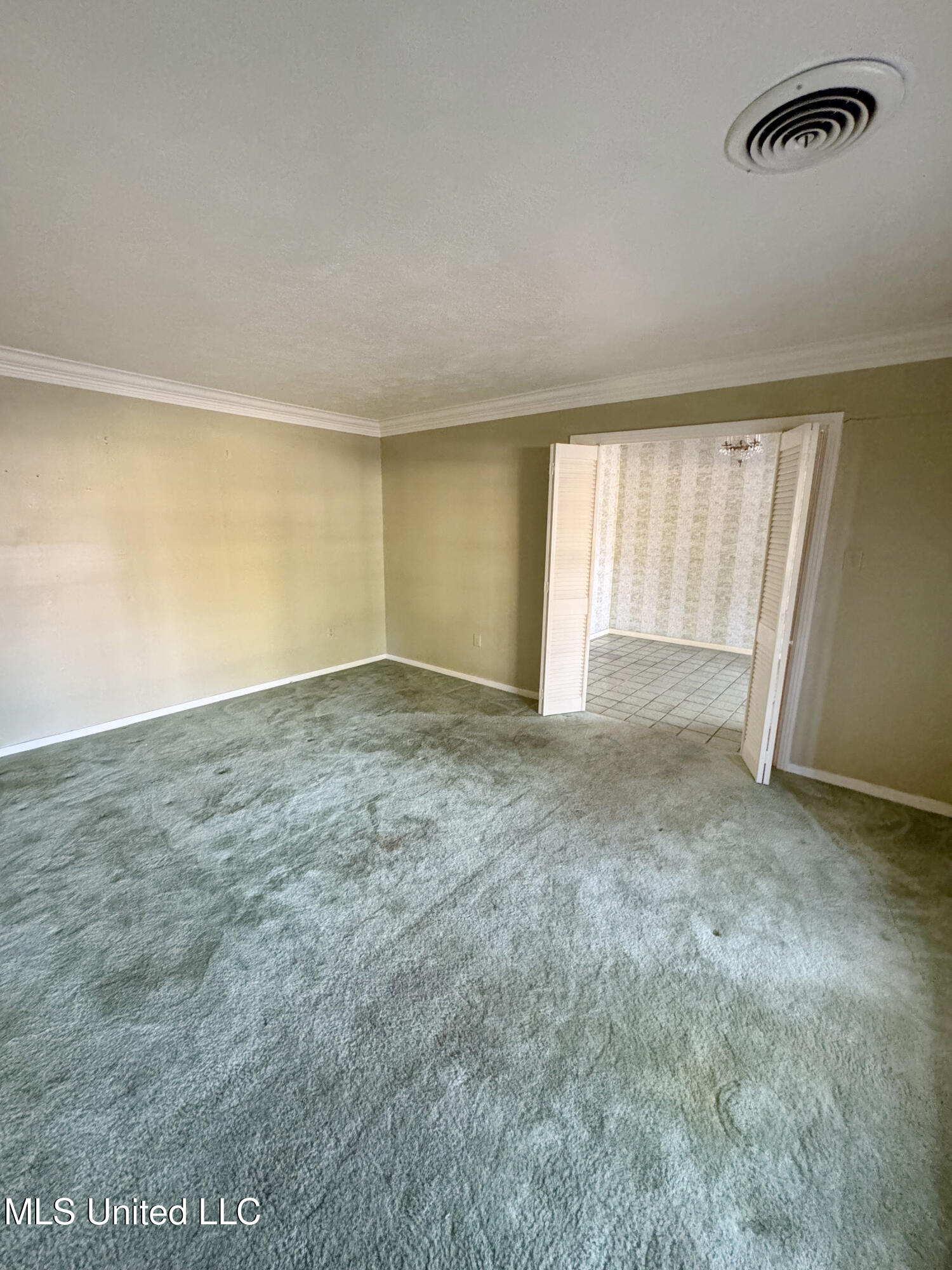 980 Royal Oak Drive Jackson, MS 39209 - Photo 8 of 27 IMG_3021