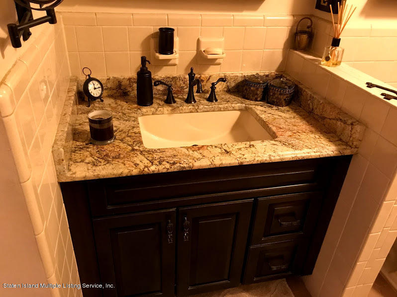 28 Figurea Avenue Staten Island, NY 10312 - Photo 12 of 46 10