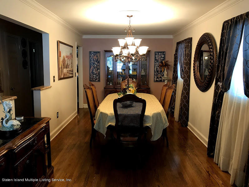 28 Figurea Avenue Staten Island, NY 10312 - Photo 5 of 46 3