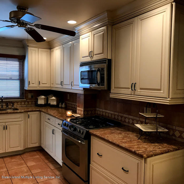 28 Figurea Avenue Staten Island, NY 10312 - Photo 6 of 46 4
