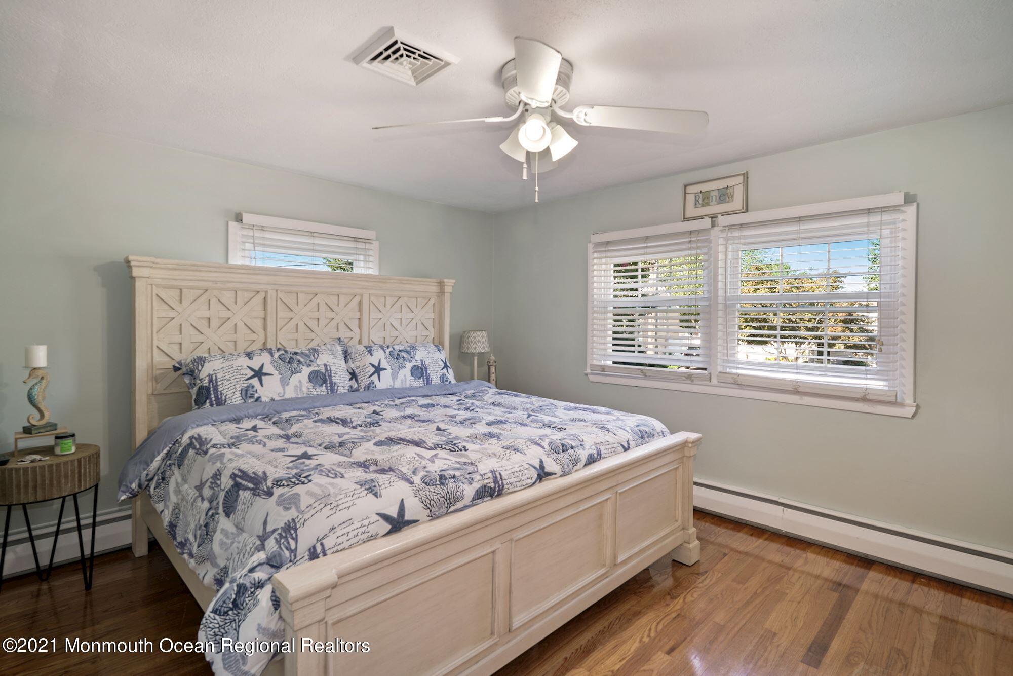 1136 Roe Avenue Point Pleasant, NJ 08742 - Photo 11 of 21 022_1136_Roe_Ave_352874_663223
