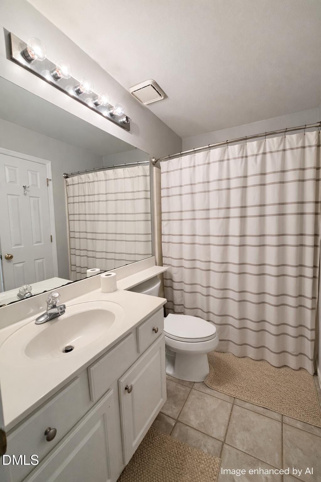 1211 Westview Lane, Unit 101 Raleigh, NC 27605 - Photo 5 of 9 Bathroom