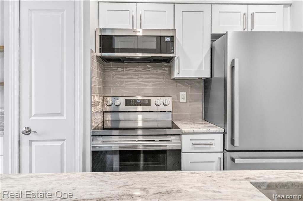 306 Roe Street Plymouth, MI 48170 - Photo 16 of 28
