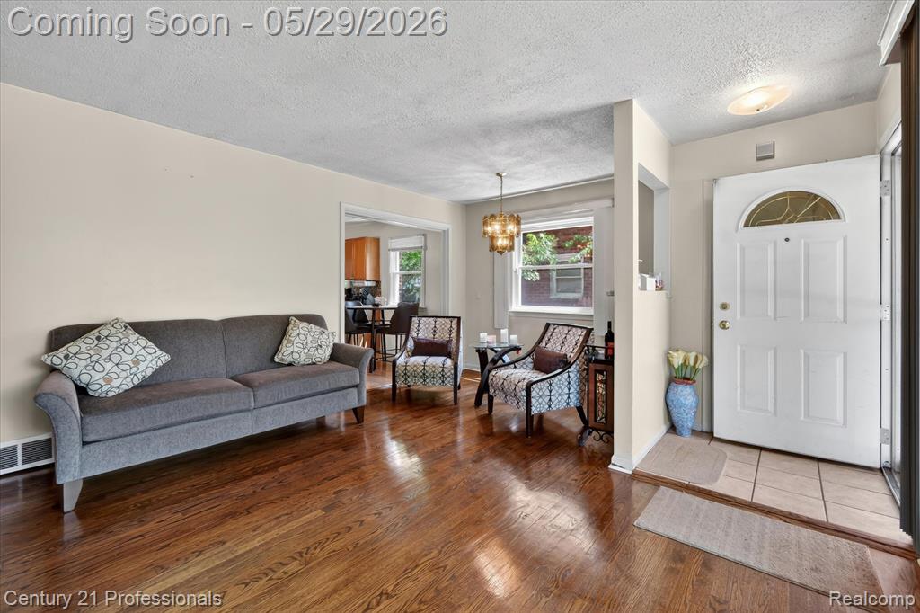 28688 Emerson Street Inkster, MI 48141 - Photo 7 of 44