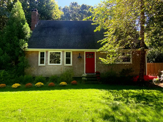 $24,000 | 3 Dayton Avenue, East Hampton, NY 11937