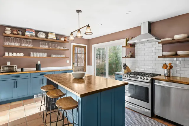 $24,000 | 3 Dayton Avenue, East Hampton, NY 11937