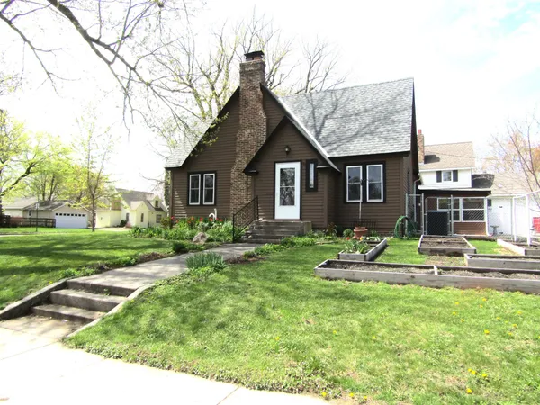 $246,000 | 141 Summit Avenue, Montevideo, MN 56265
