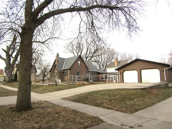 $246,000 | 141 Summit Avenue, Montevideo, MN 56265