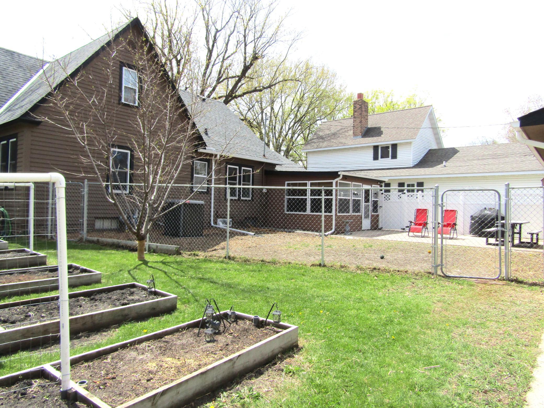 141 Summit Avenue Montevideo, MN 56265 - Photo 4 of 59