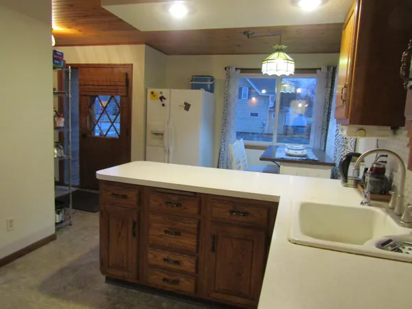 $246,000 | 141 Summit Avenue, Montevideo, MN 56265