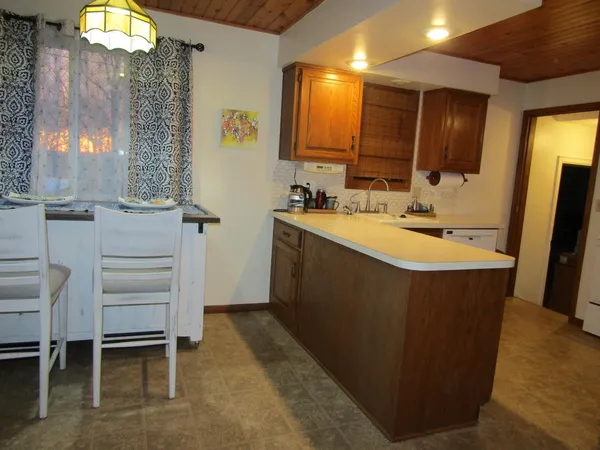 $246,000 | 141 Summit Avenue, Montevideo, MN 56265