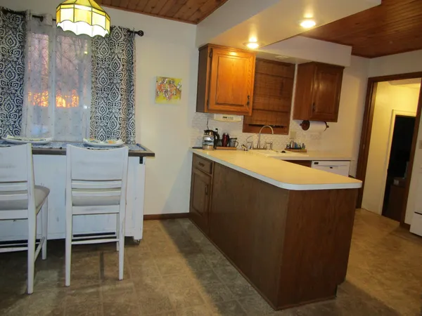 $246,000 | 141 Summit Avenue, Montevideo, MN 56265