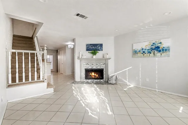 $165,000 | 617 Carriagehouse Lane, Unit 3E, Garland, TX 75040