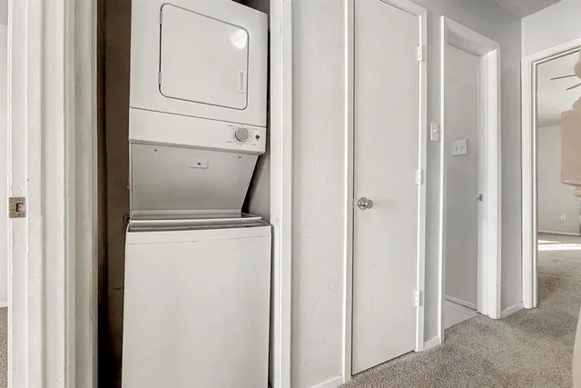 $165,000 | 617 Carriagehouse Lane, Unit 3E, Garland, TX 75040