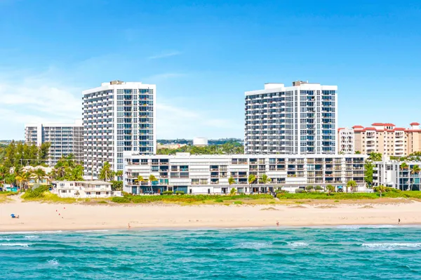 $3,200 | 525 North Ocean Boulevard, Unit 1217, Pompano Beach, FL 33062