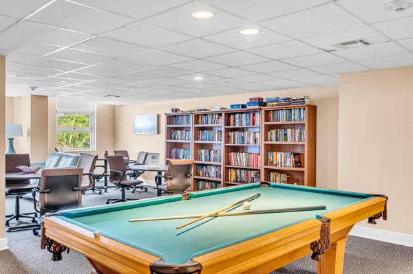 $3,200 | 525 North Ocean Boulevard, Unit 1217, Pompano Beach, FL 33062