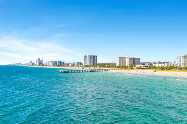 $3,200 | 525 North Ocean Boulevard, Unit 1217, Pompano Beach, FL 33062