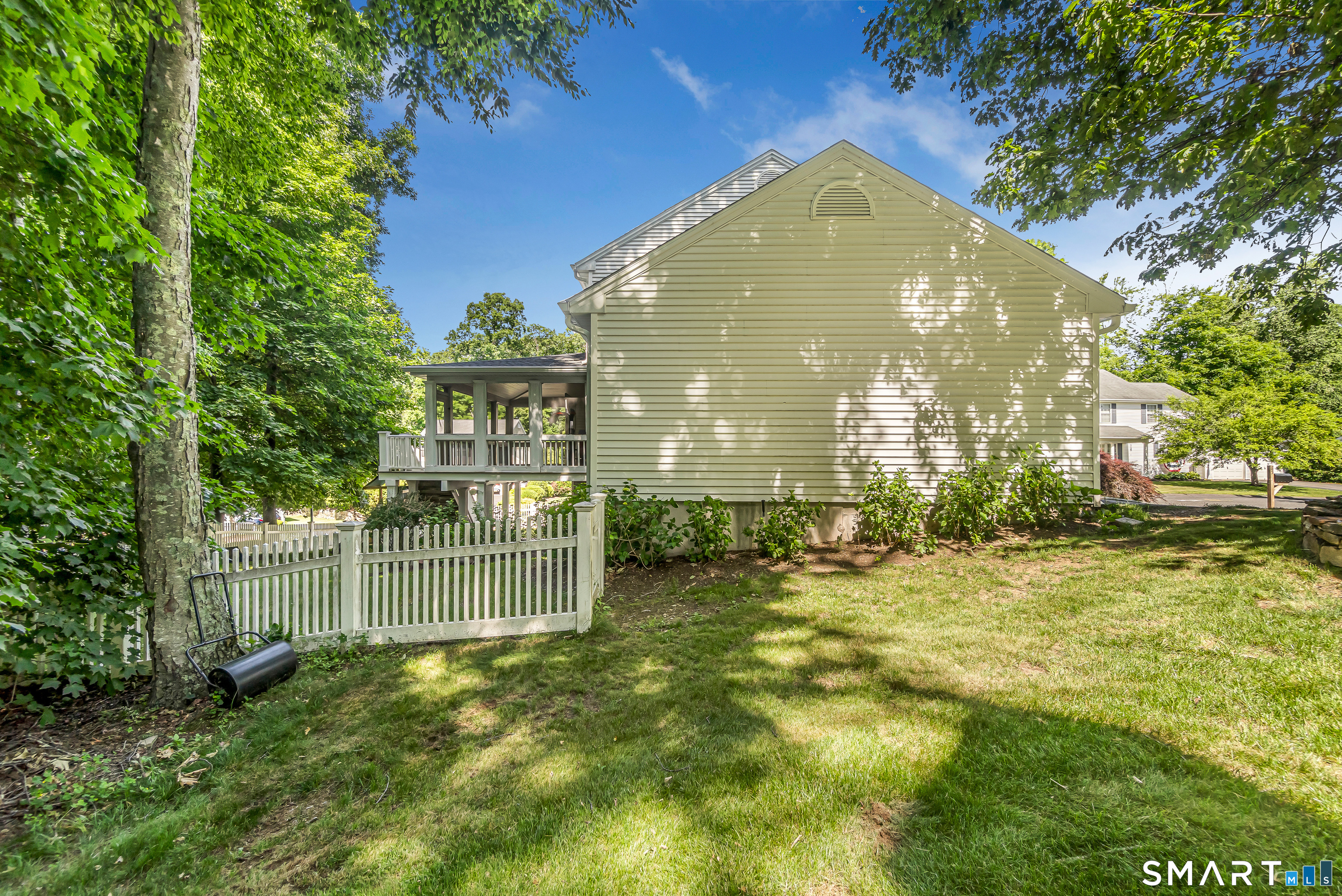 85 Old Colony Road, Unit 85 Monroe, CT 06468 - Photo 24 of 38