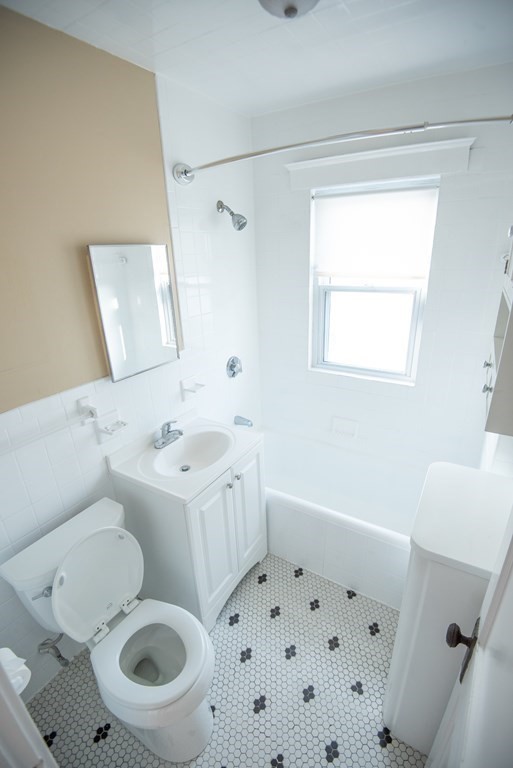 204-206 Manthorne Road Boston, MA 02132 - Photo 24 of 27 Gallery Image 24