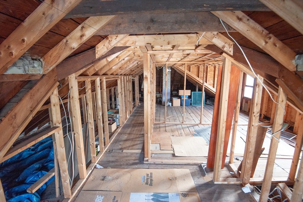 204-206 Manthorne Road Boston, MA 02132 - Photo 27 of 27 Gallery Image 27
