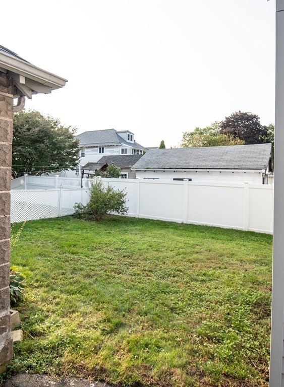 204-206 Manthorne Road Boston, MA 02132 - Photo 6 of 27 Gallery Image 6