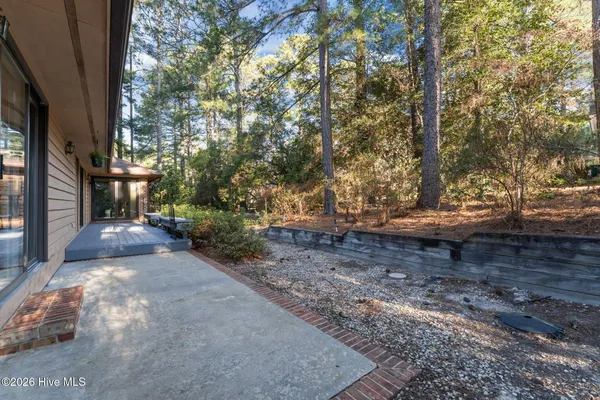 $525,000 | 33 Thunderbird Circle, Pinehurst, NC 28374